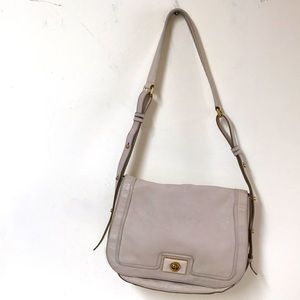 Marc by Marc Jacobs Vintage saddle bag cream leather crossbody bag strap adjusts